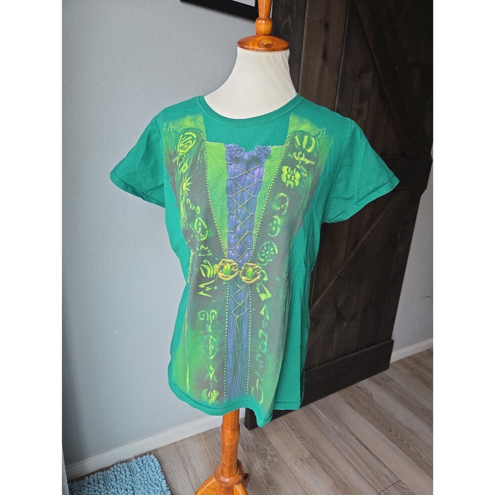 Disney Parks Hocus Pocus green tshirt Large XXL